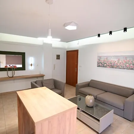 The Whole Packet A4 Center With Parking *